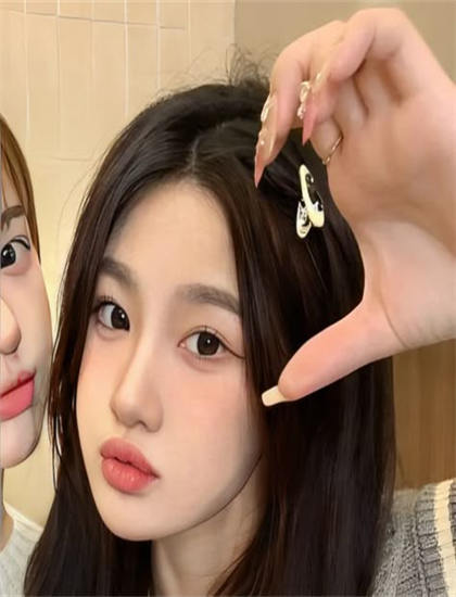 《鲁宾逊漂流记》划时代的：专业人士推荐与评分解读