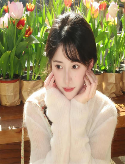 美丽姑娘免费观看在线观看_草莓视频CAOMEI888_男人要女人有什么用