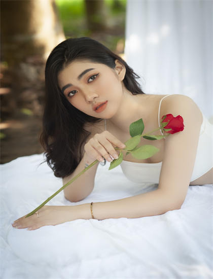 一胎双宝总裁大人夜夜欢_为什么男人最后那一下很痛_女人手相